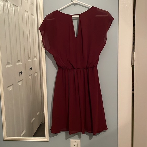 Burgundy short sleeve dress - Picture 2 of 2